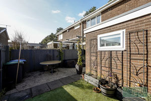 Photo 16- click for photo gallery